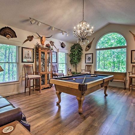 Eclectic Cabin With Hot Tub 1 Mi To Ober 개틀린버그 외부 사진