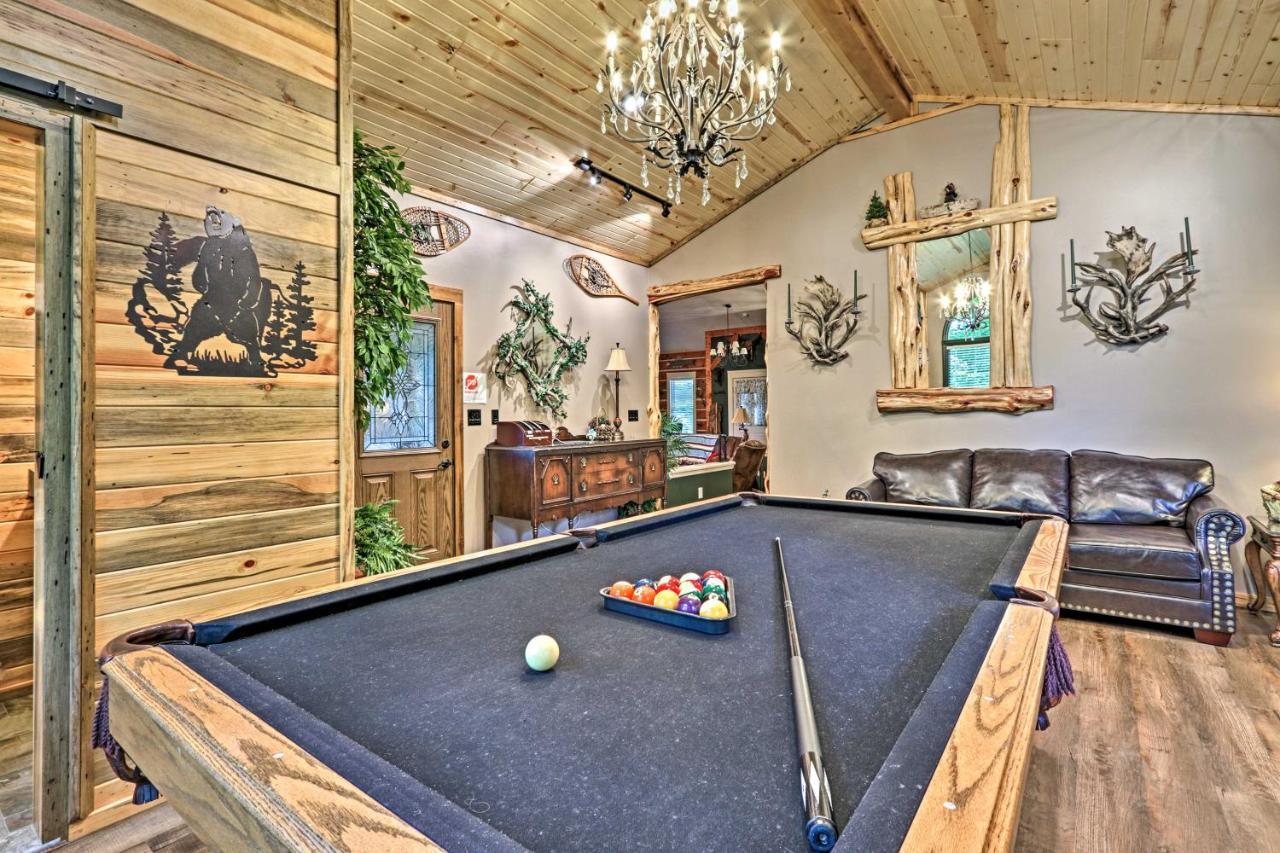 Eclectic Cabin With Hot Tub 1 Mi To Ober 개틀린버그 외부 사진