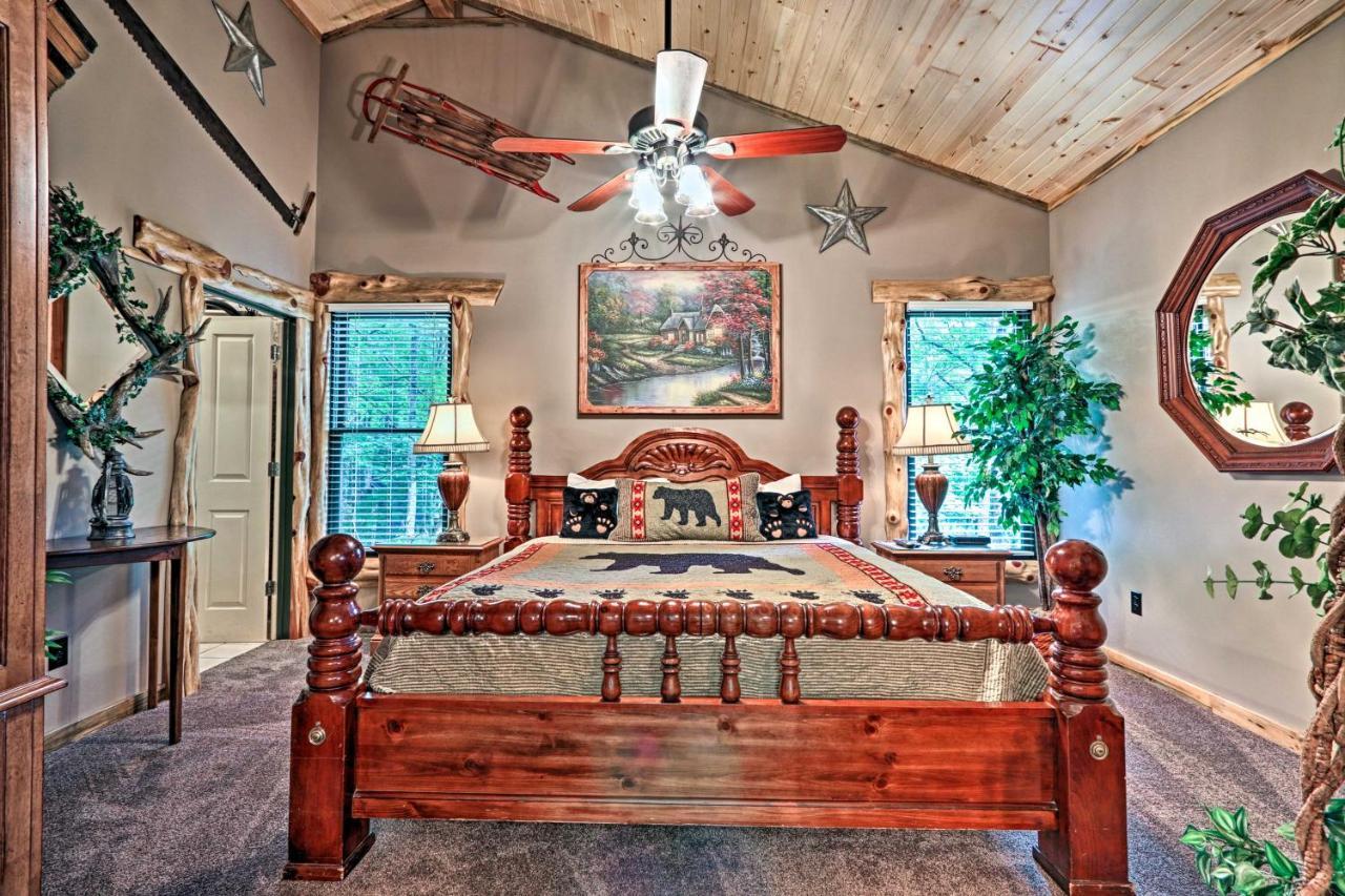 Eclectic Cabin With Hot Tub 1 Mi To Ober 개틀린버그 외부 사진