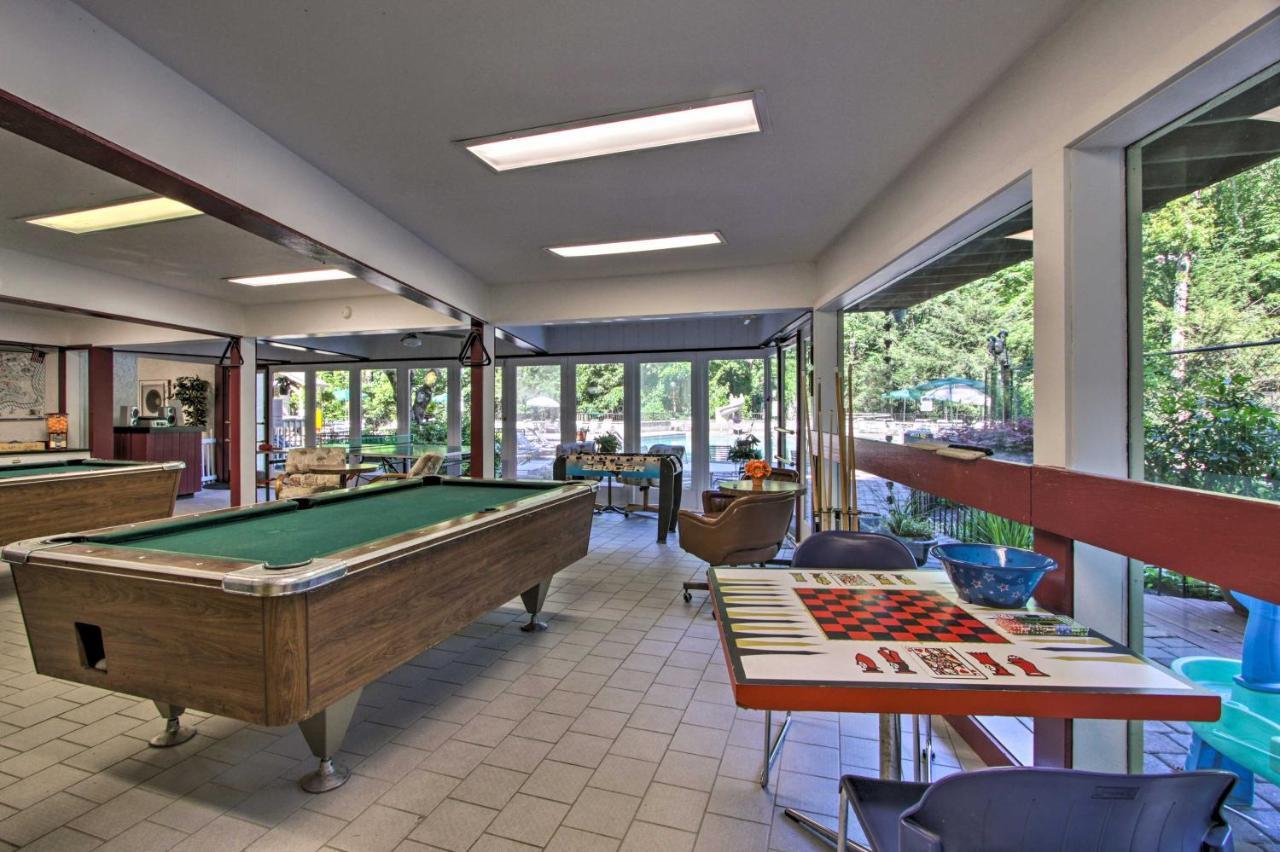 Eclectic Cabin With Hot Tub 1 Mi To Ober 개틀린버그 외부 사진