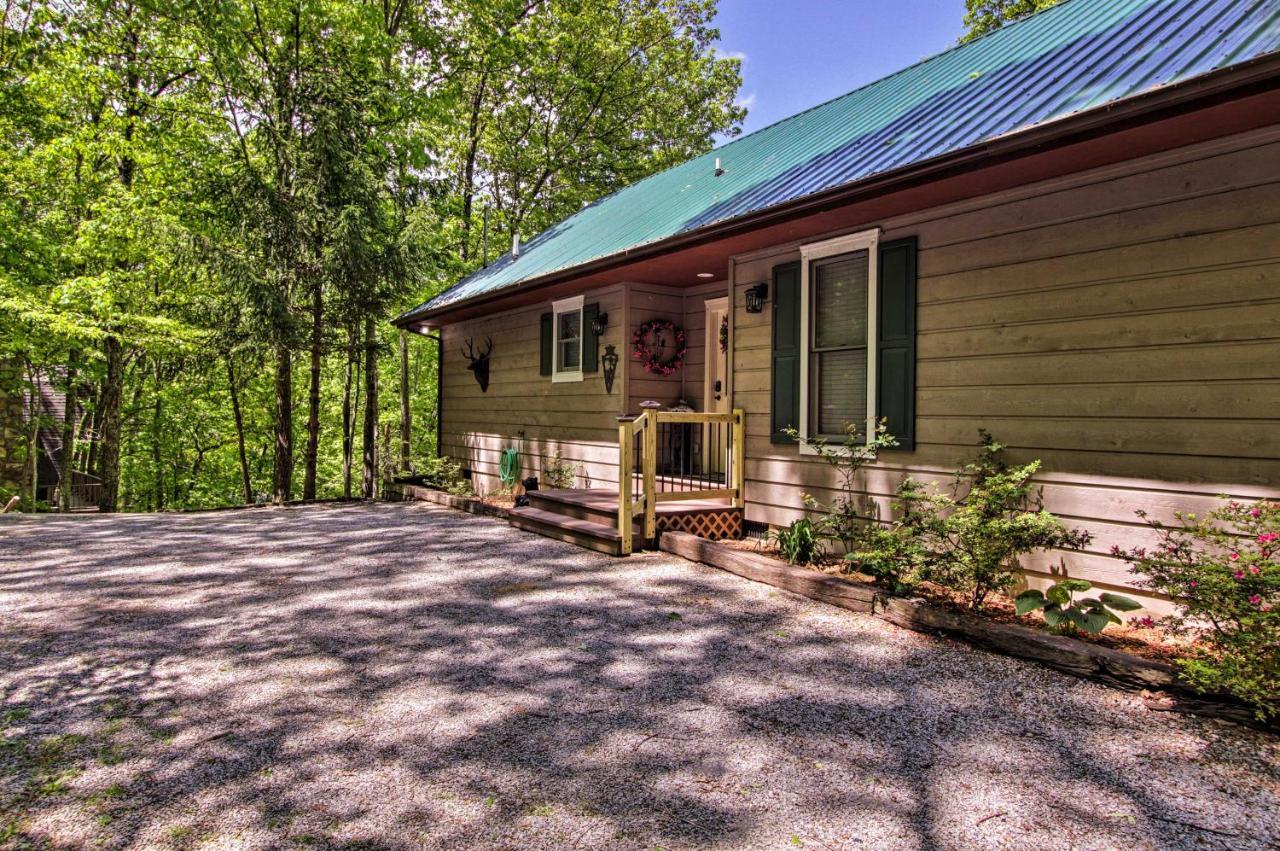 Eclectic Cabin With Hot Tub 1 Mi To Ober 개틀린버그 외부 사진